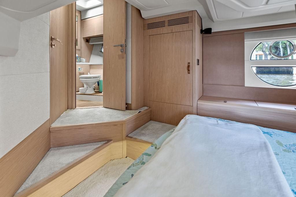 2016 Beneteau 45 
