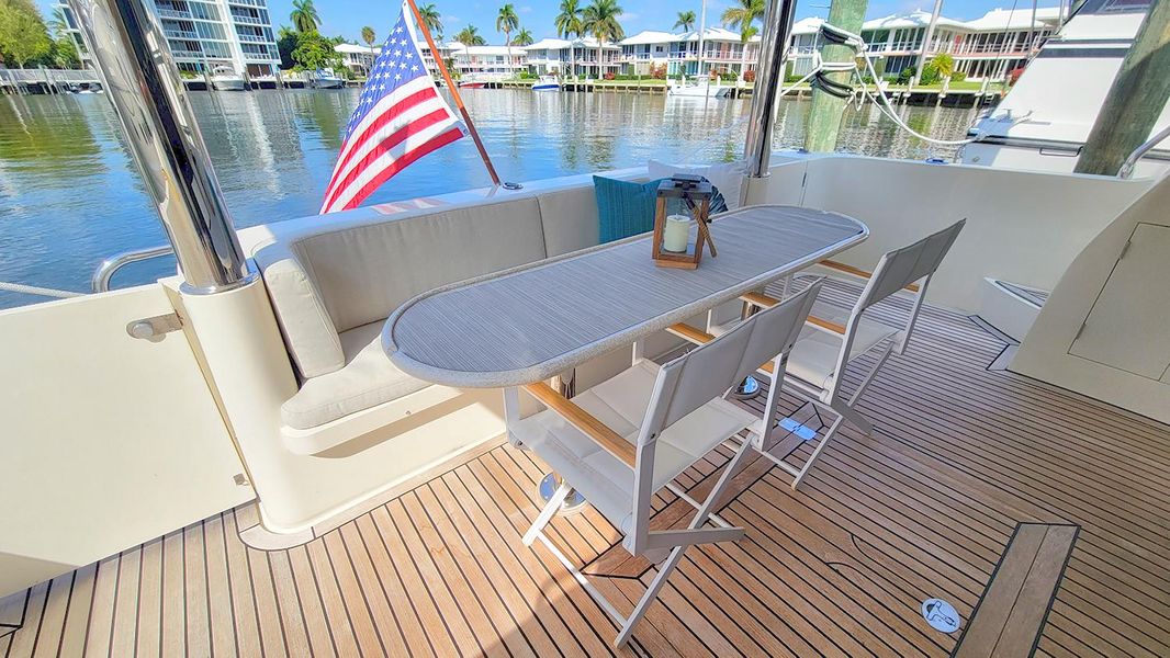 2007 Hampton 630