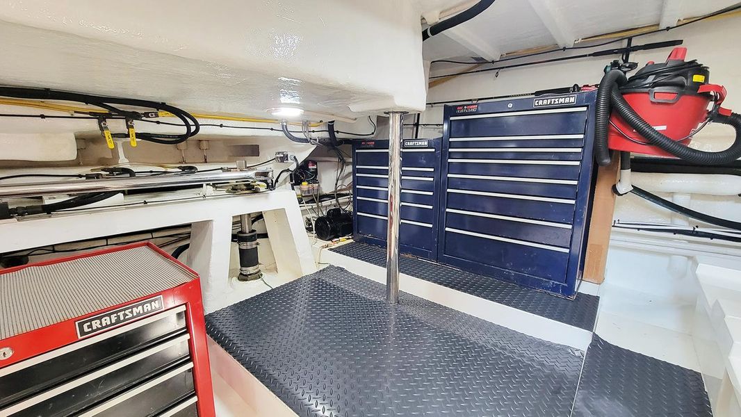 2007 Hampton 630
