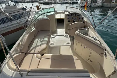 2004 Sea Ray 240 Sundeck