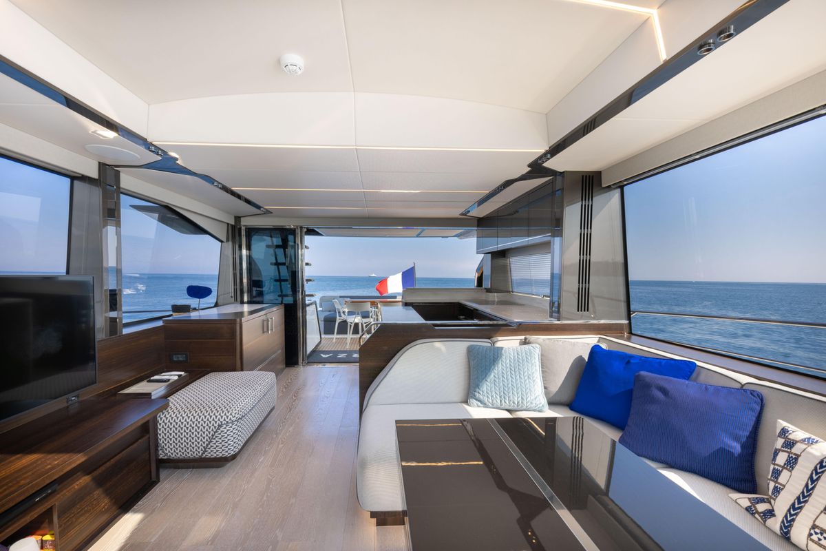 2021 Sunseeker 69 