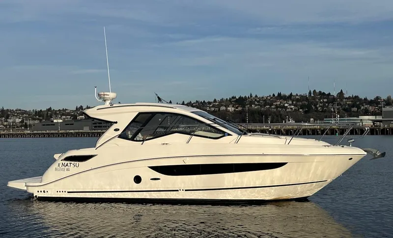 Natsu Yacht Photos Pics 