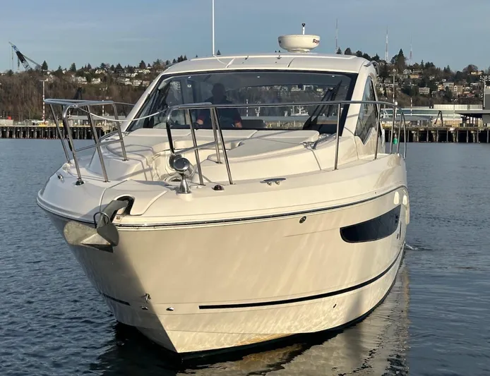 Natsu Yacht Photos Pics 