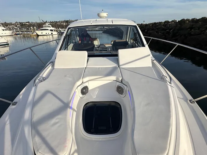 Natsu Yacht Photos Pics 