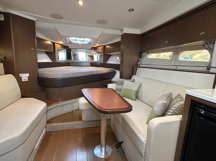 Natsu Yacht Photos Pics 