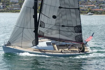 Maxi Dolphin Cross Current 33