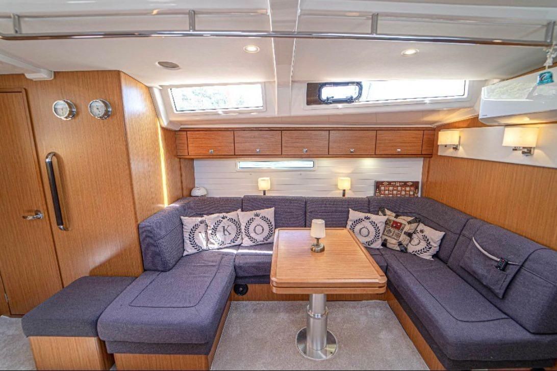 2014 Bavaria 54 