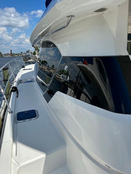 2020 Aquila 44 Yacht