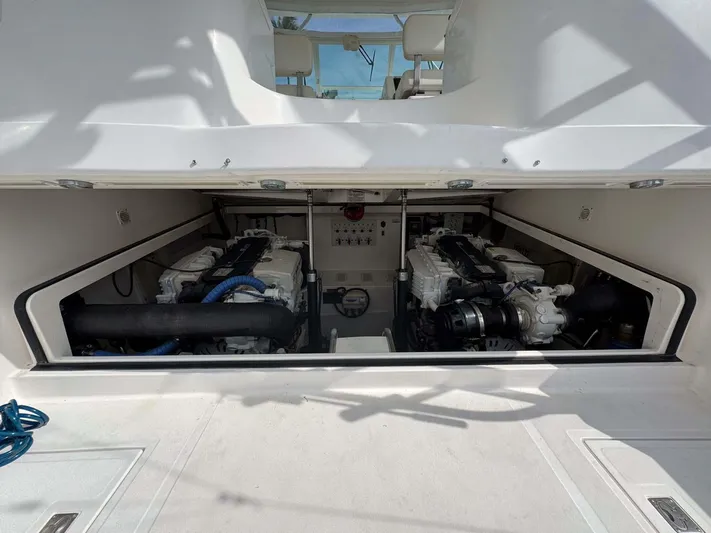 Survivor Yacht Photos Pics 