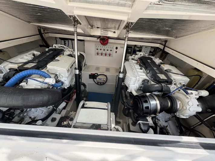 Survivor Yacht Photos Pics 