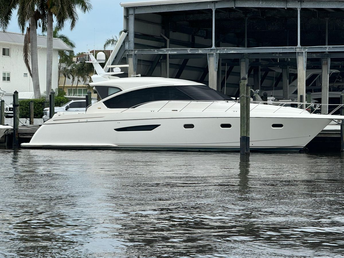 2010 Tiara Yachts 58 