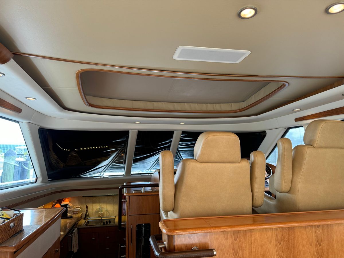 2010 Tiara Yachts 58 