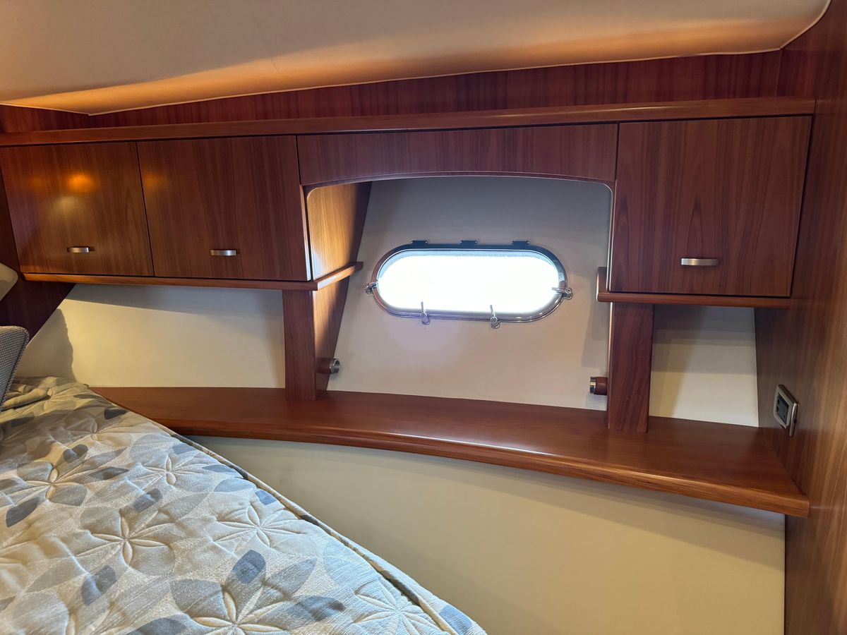 2010 Tiara Yachts 58 