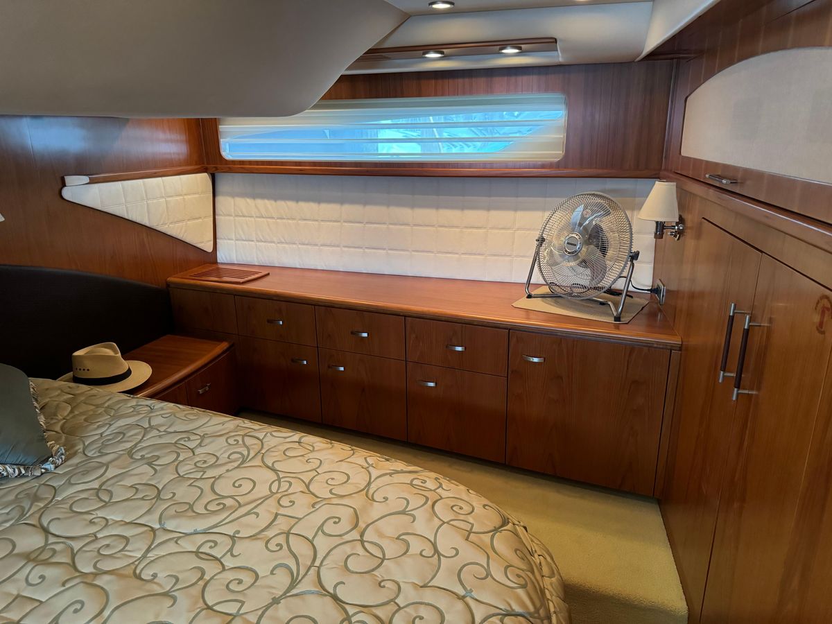 2010 Tiara Yachts 58 