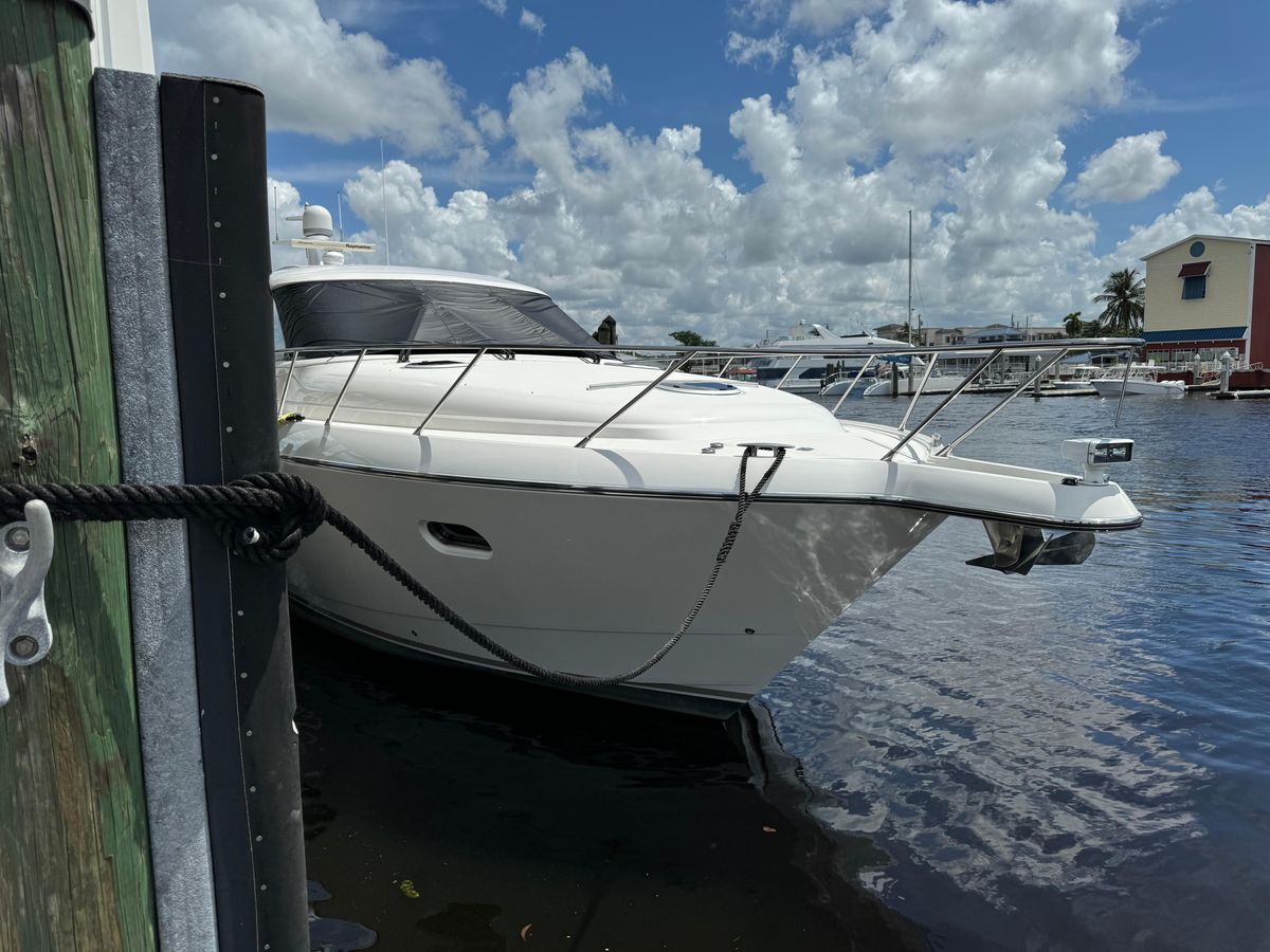 2010 Tiara Yachts 58 