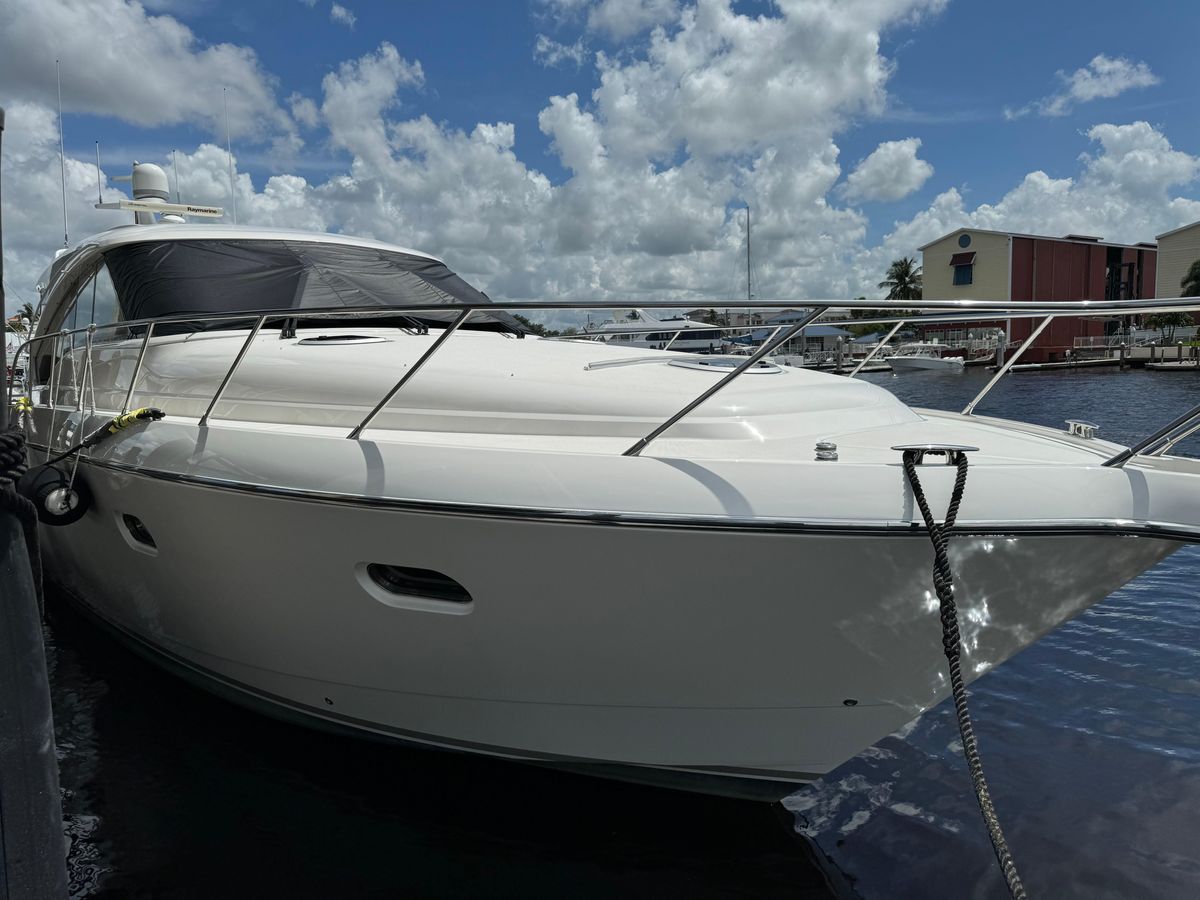 2010 Tiara Yachts 58 