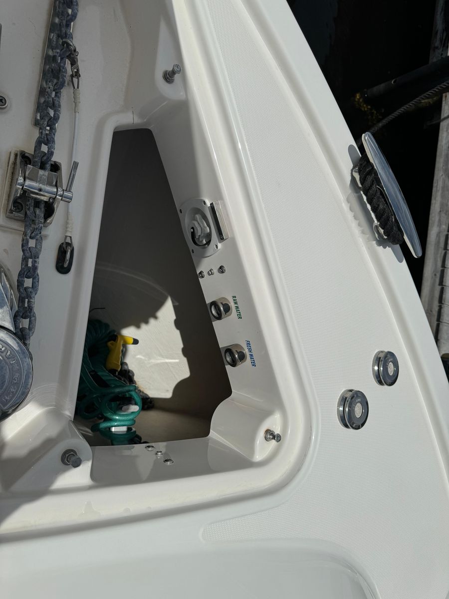 2010 Tiara Yachts 58 