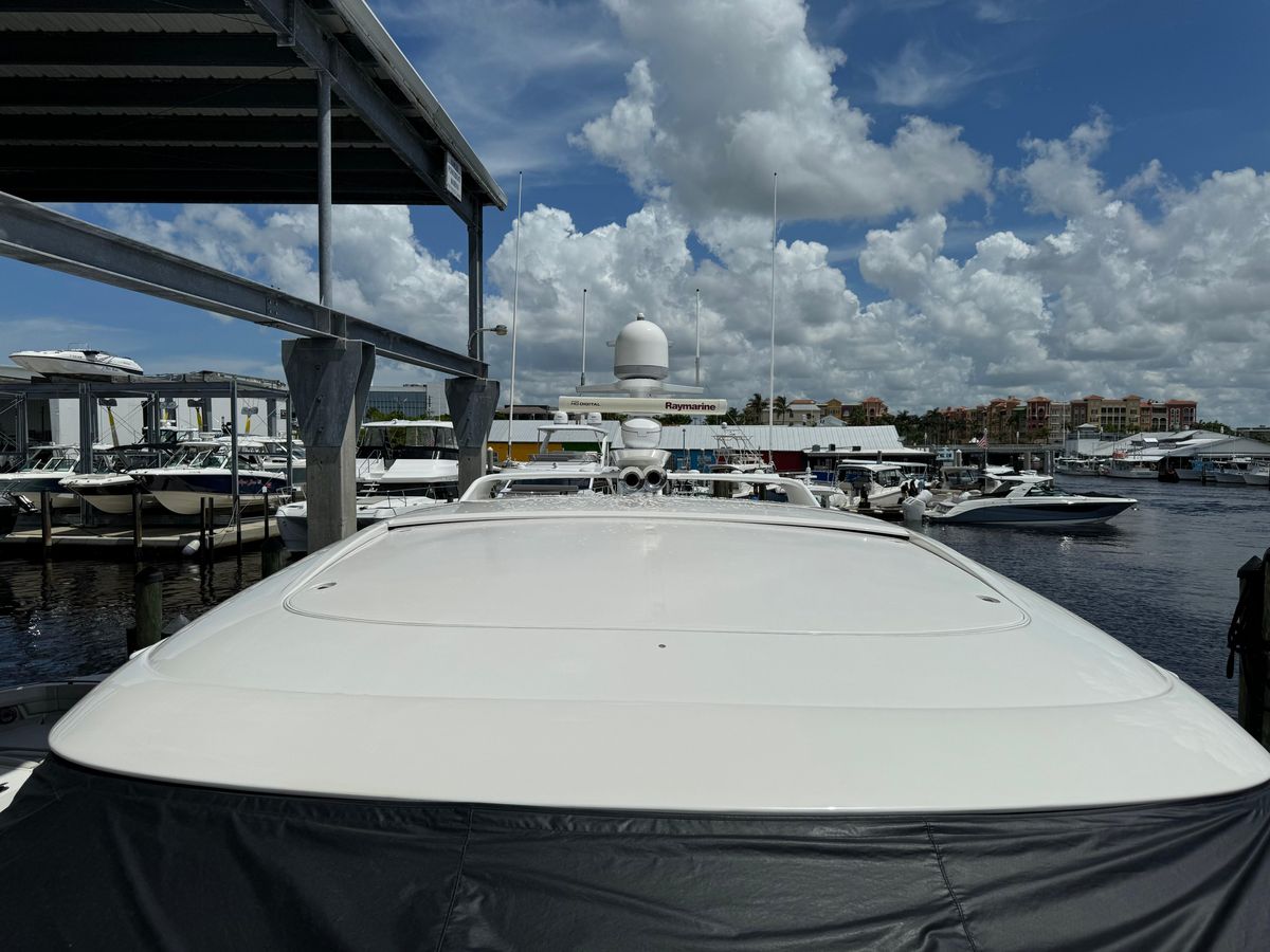 2010 Tiara Yachts 58 