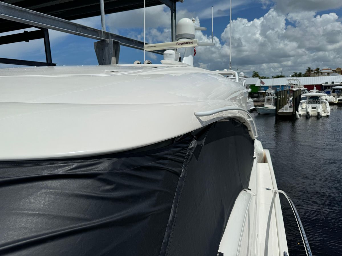 2010 Tiara Yachts 58 