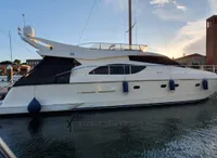 2000 Ferretti Yachts 53