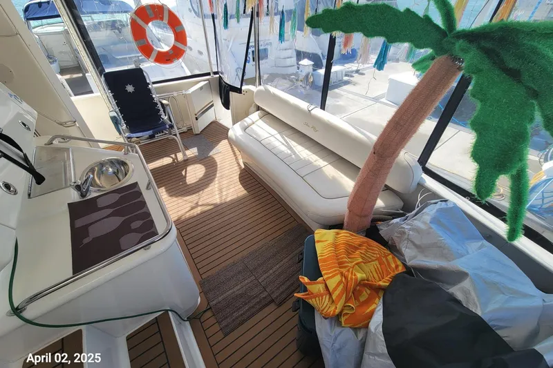 'next Week' Yacht Photos Pics 2000 Sea Ray 380 Aft Cabin - 'Next Week'
