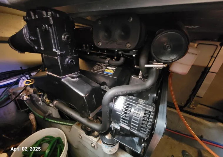 'next Week' Yacht Photos Pics 2000 Sea Ray 380 Aft Cabin - 'Next Week'