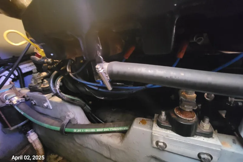 'next Week' Yacht Photos Pics 2000 Sea Ray 380 Aft Cabin - 'Next Week'