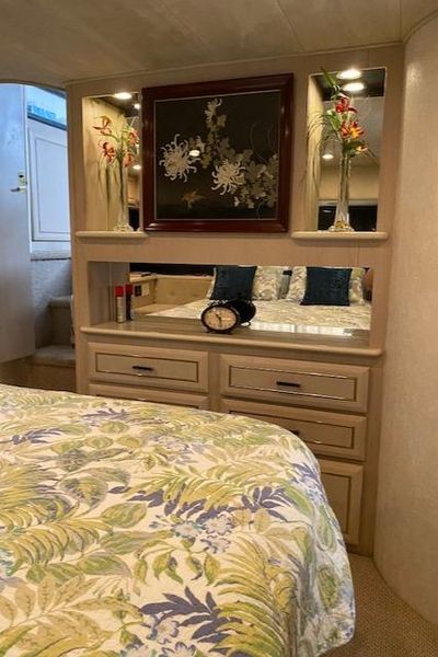 1996 Mainship Aft Cabin MY