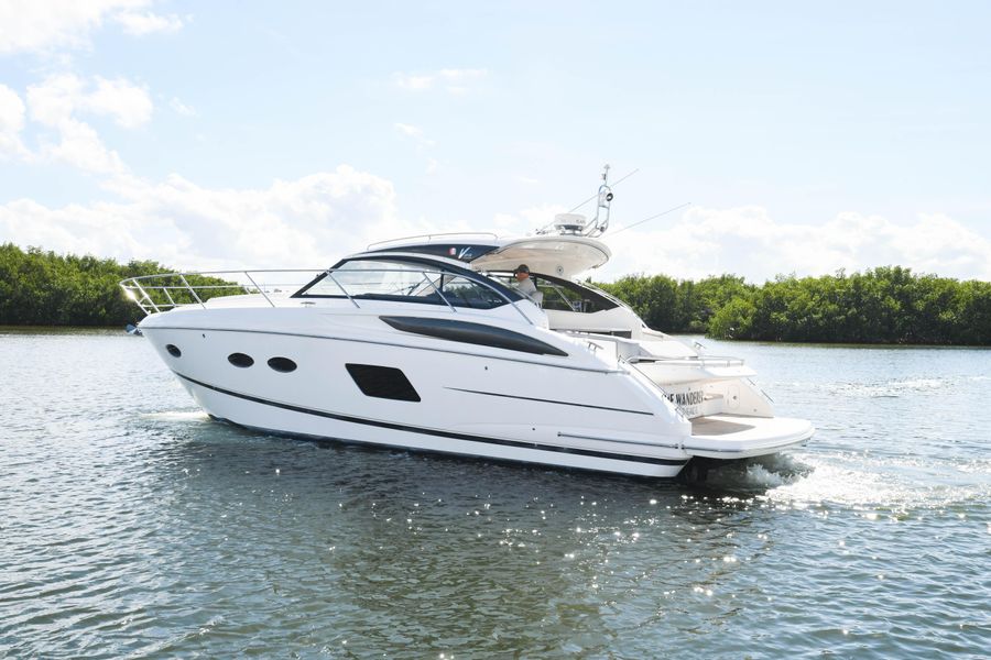 2015 Princess V39