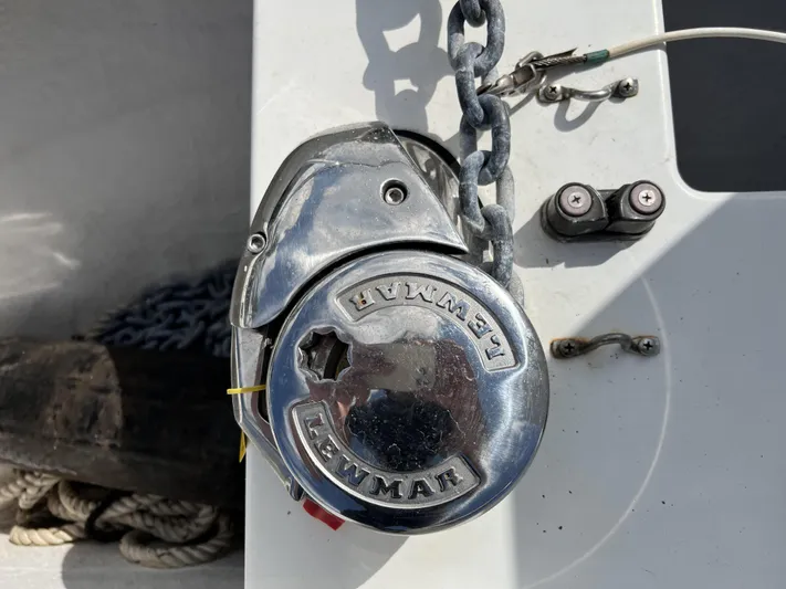  Yacht Photos Pics 2020 Beneteau 32' Flyer 10