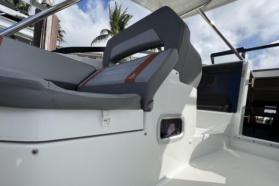 2020 Beneteau Flyer 32