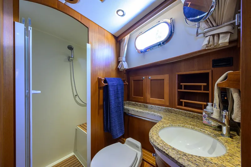 Seabird Yacht Photos Pics 