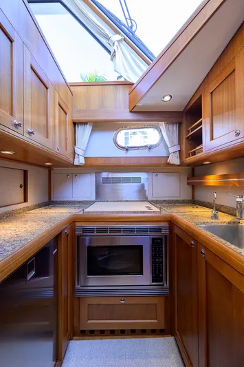 Seabird Yacht Photos Pics 