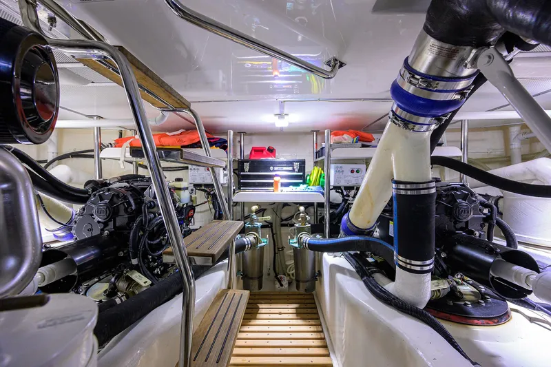 Seabird Yacht Photos Pics 