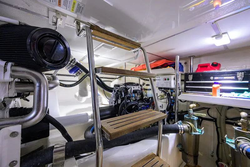 Seabird Yacht Photos Pics 