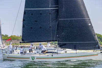J Boats J/121
