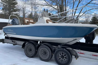 Pioneer 202 Islander