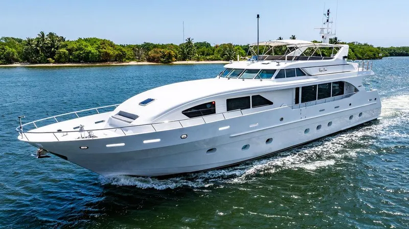 Carpe Diem Yacht Photos Pics 