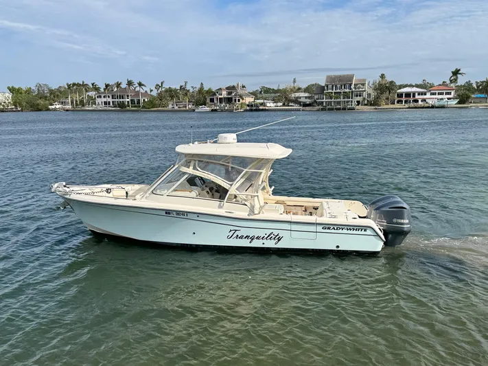Tranquility Yacht Photos Pics 