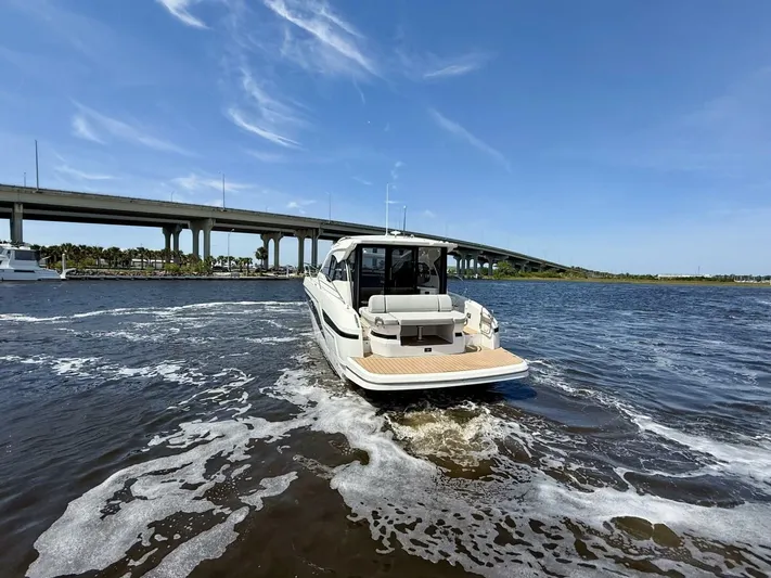  Yacht Photos Pics 2022 Bavaria Sr41 - Image 6