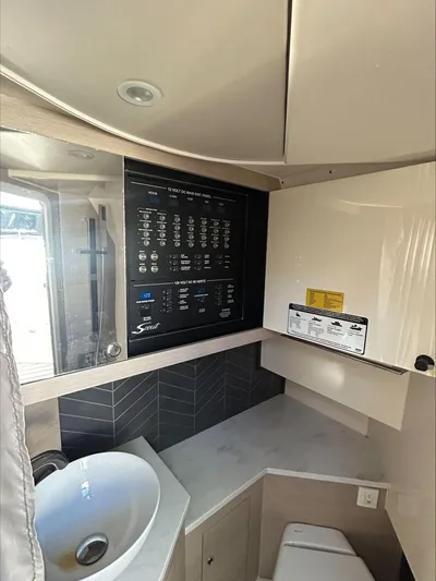  Yacht Photos Pics 2022 Scout 350 Lxz - Image 9