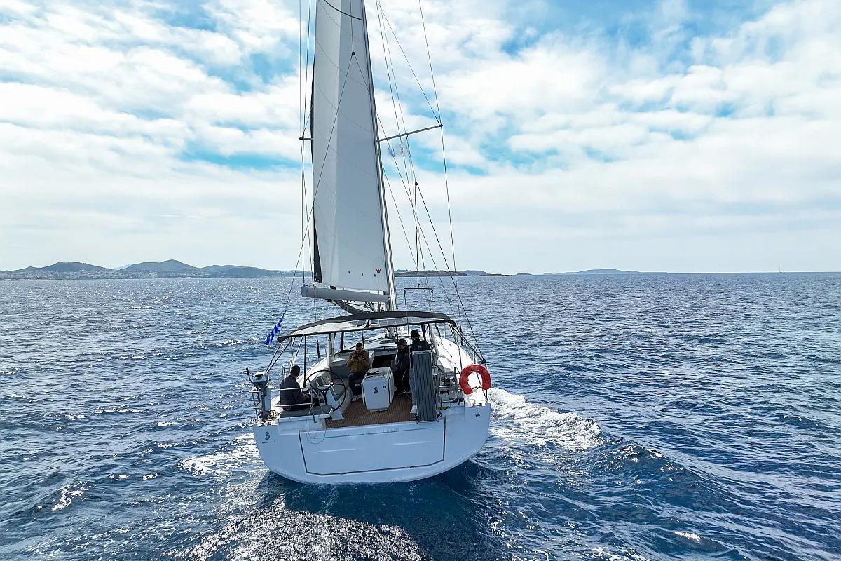 2018 Beneteau Oceanis 51.1