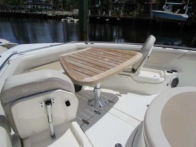 2018 Boston Whaler 420 Outrage