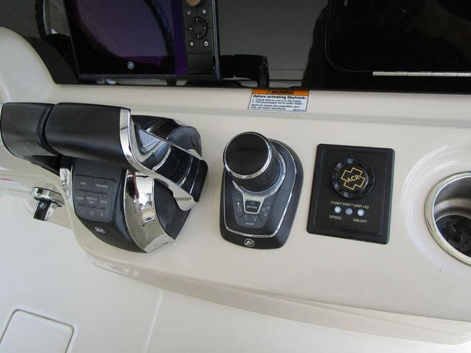 2018 Boston Whaler 420 Outrage