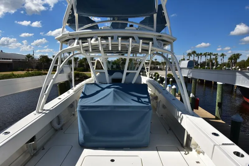 A Salt Weapon Yacht Photos Pics 2012 42 Hydra-Sports SF - A Salt Weapon - Cockpit Bait Station