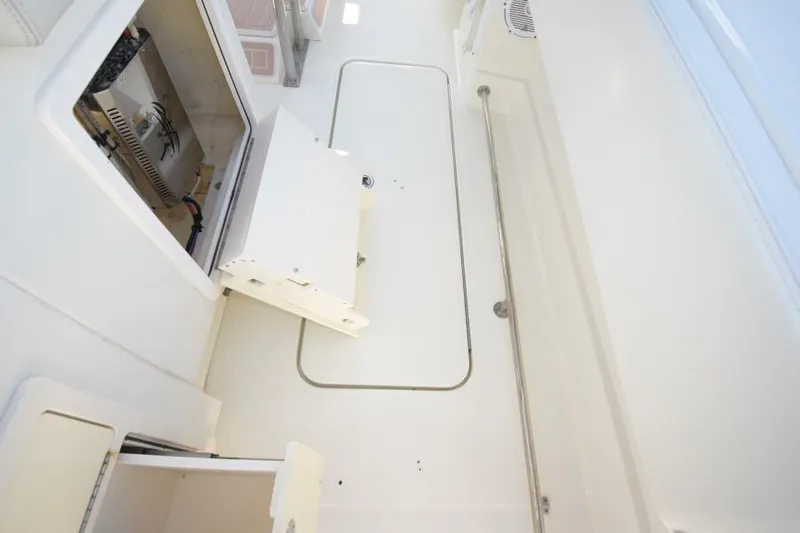 A Salt Weapon Yacht Photos Pics 2012 42 Hydra-Sports SF - A Salt Weapon - Cockpit