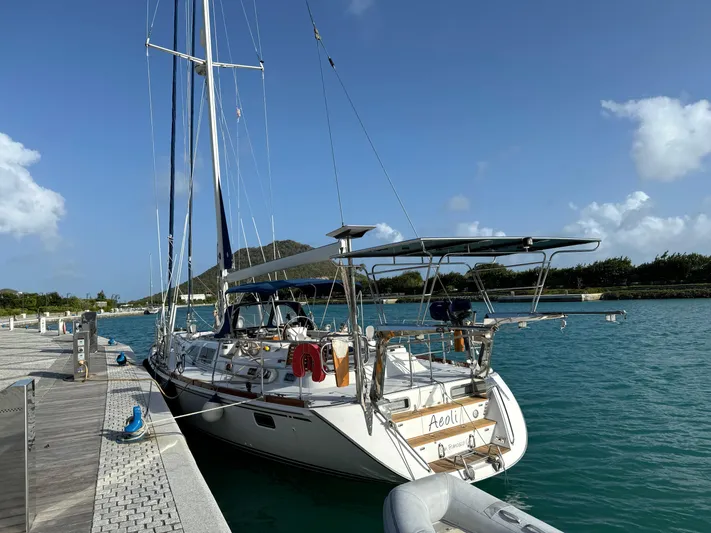 Aeoli Yacht Photos Pics 