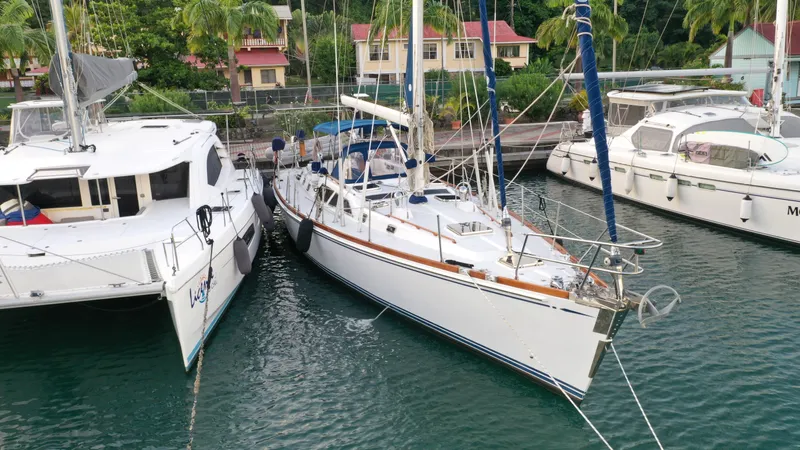 Aeoli Yacht Photos Pics 