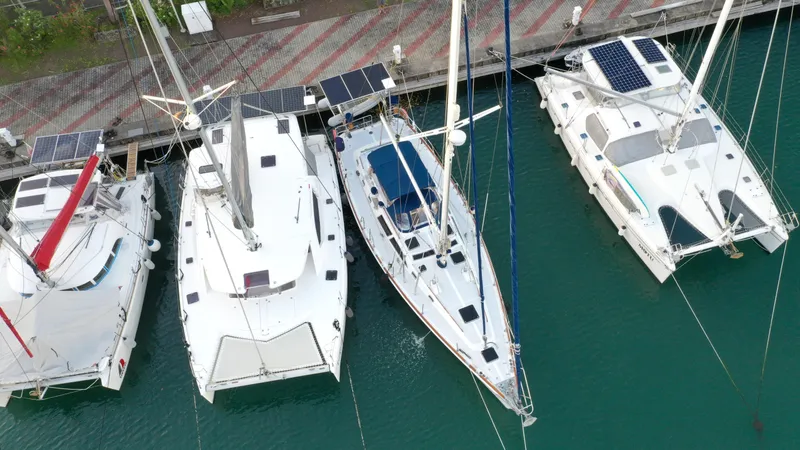 Aeoli Yacht Photos Pics 