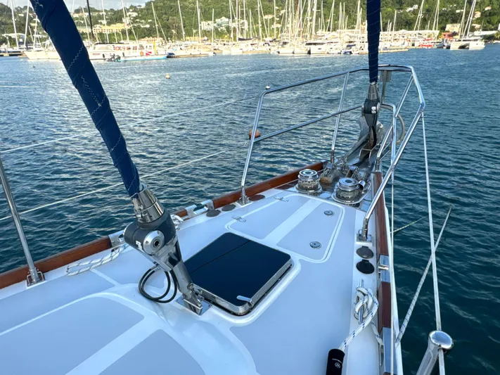 Aeoli Yacht Photos Pics 